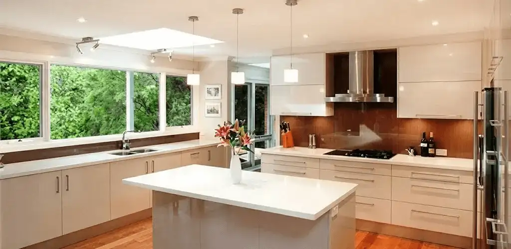 Kitchen cabinet refacing and remodel results in a modern kitchen in Richmond, VA